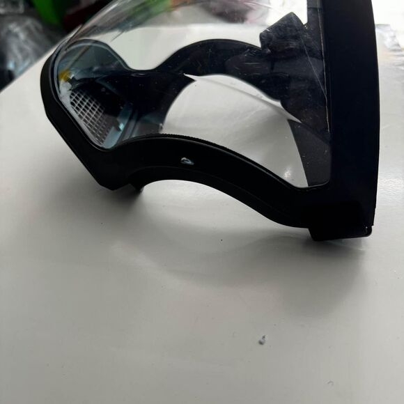 Clear Face Mask - Picture 4 of 8